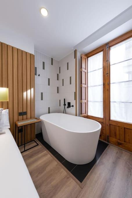 Precioso Loft Con Banera De Isla Apartman Alcoy Kültér fotó